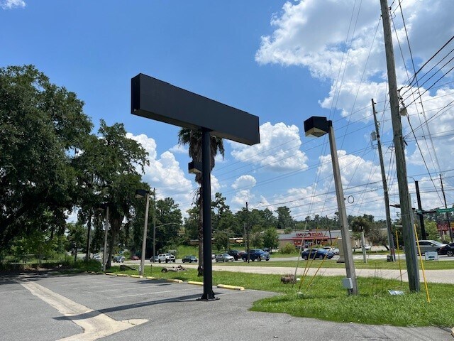 More Photos Of 1485 Blountstown Hwy, Tallahassee Freestanding For Lease