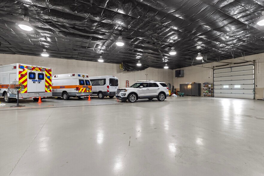 More Photos Of 5112 Forest Hills Ct, Loves Park Industrial For Sale