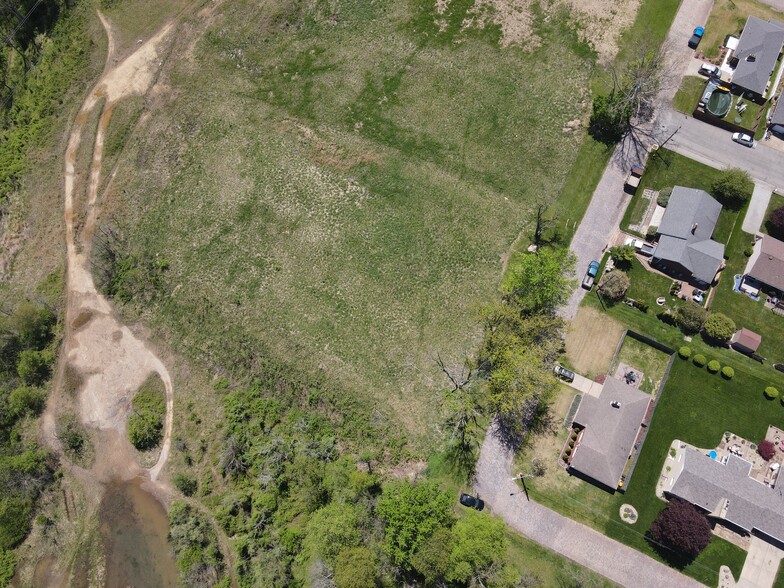 More Photos Of 0 1st Ave, Freedom Land For Sale