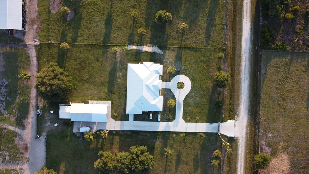 More Photos Of 21810 NW 270th St, Okeechobee Specialty For Sale