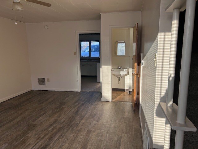 More Photos Of 232 S 7th St, Glasgow Apartments For Sale