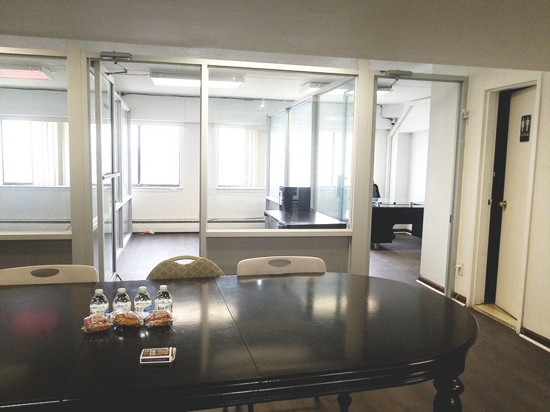 More Photos Of 33-70 Prince St, Flushing Apartments For Sale