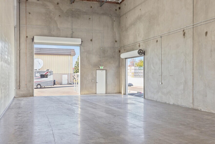 More Photos Of 164 Camino Oruga, Napa Warehouse For Lease