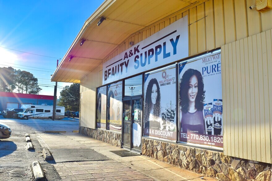 More Photos Of 502 Bankhead Hwy, Carrollton Convenience Store For Sale