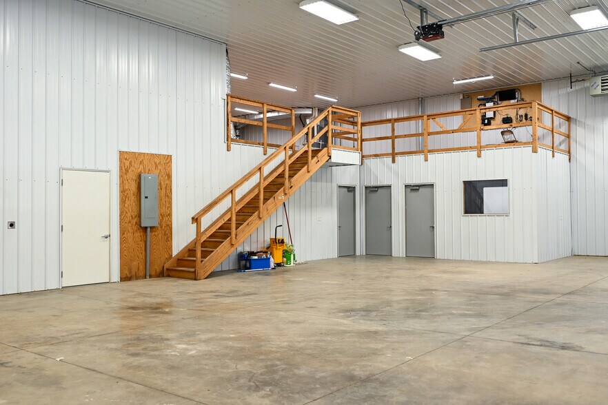 More Photos Of 23367 US 23, Circleville Industrial For Lease