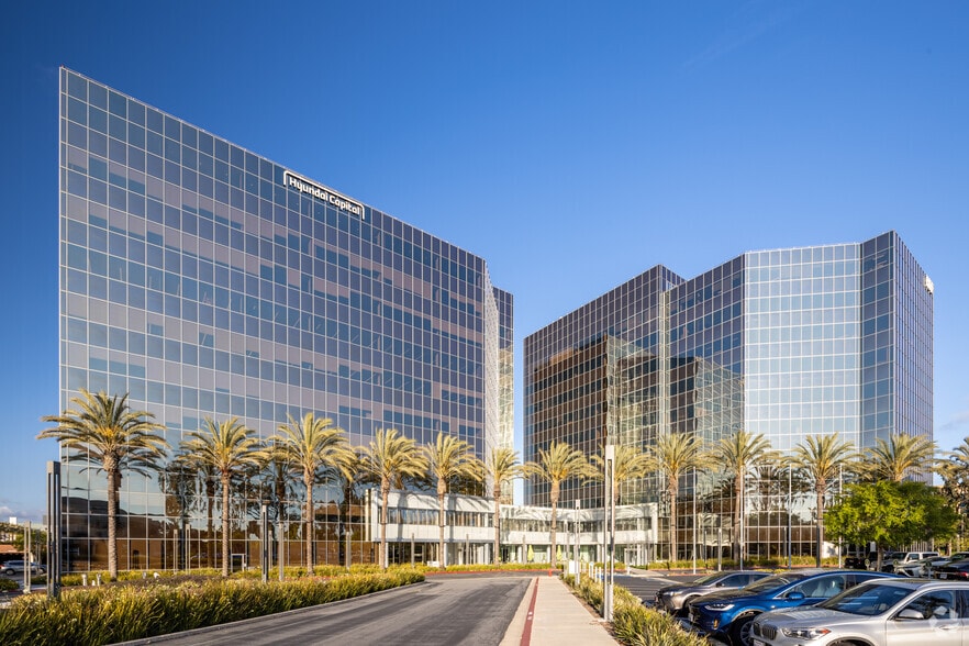 More Photos Of 4000 MacArthur Blvd, Newport Beach Coworking Space