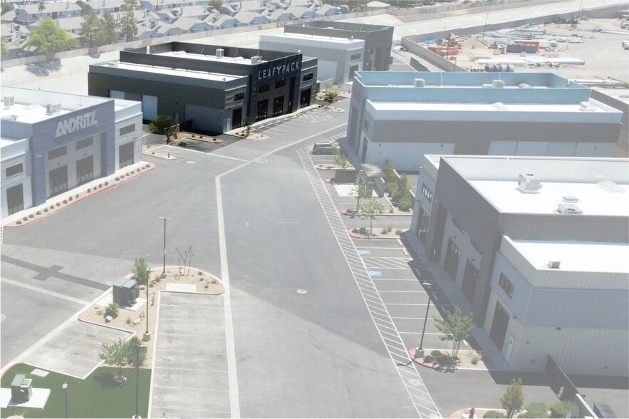 Primary Photo Of 5462 Stephanie St, Las Vegas Warehouse For Lease