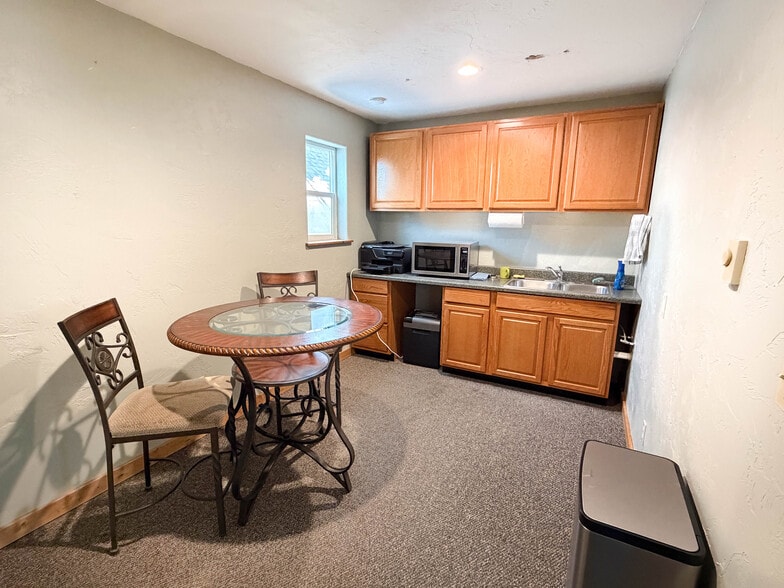 More Photos Of 428 1st Ave W, Kalispell Office For Sale