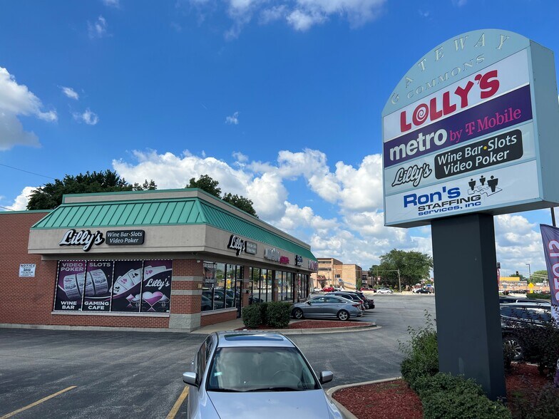 More Photos Of 7201-7211 W 63rd St, Summit Argo Freestanding For Sale