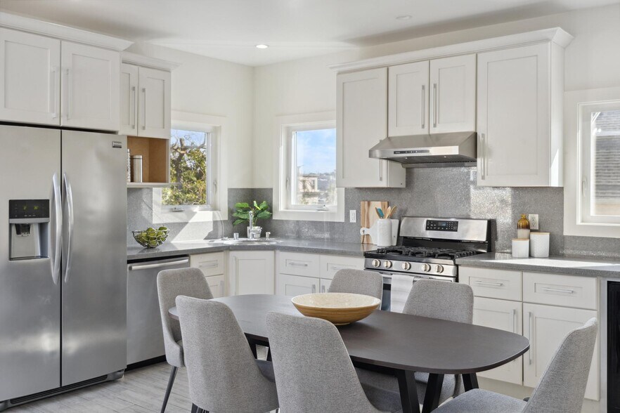 More Photos Of 31-33 Cuvier St, San Francisco Apartments For Sale