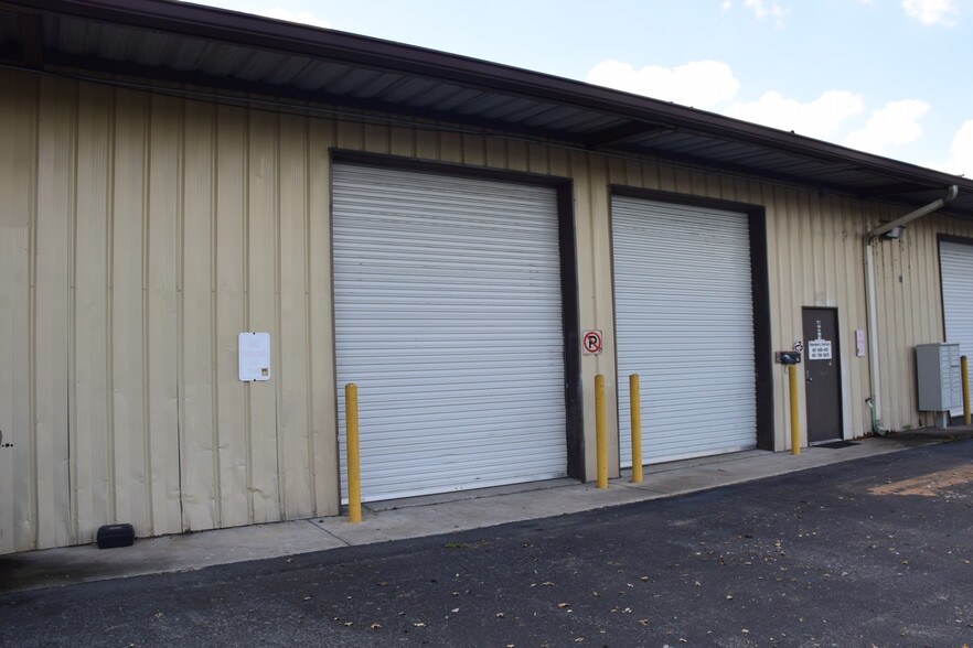 Primary Photo Of 3038 N John Young Pky, Orlando Warehouse For Lease