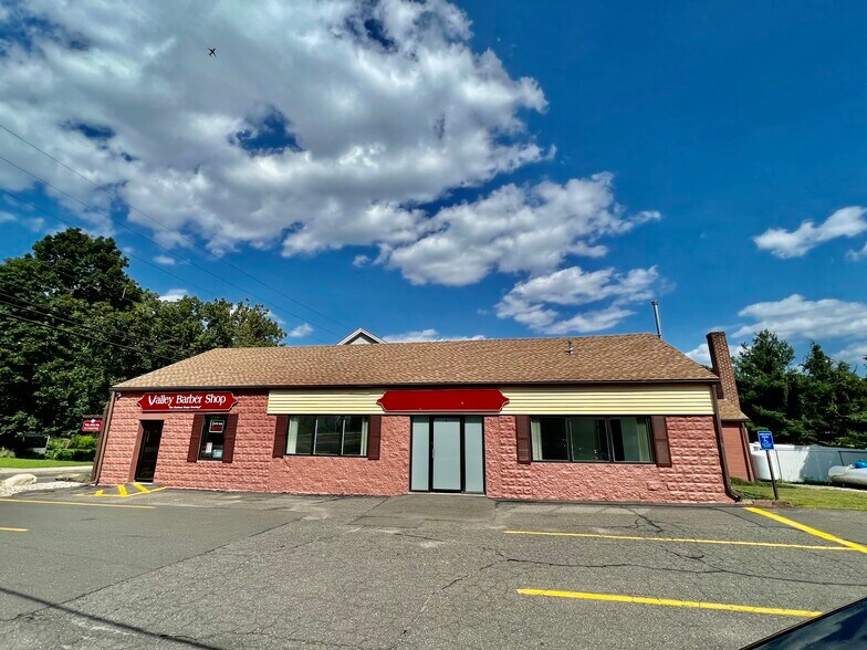 More Photos Of 2 Center St, Tariffville Freestanding For Sale