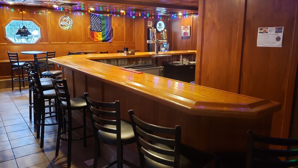 More Photos Of 3501 Birney Ave, Moosic Sports And Entertainment For Sale