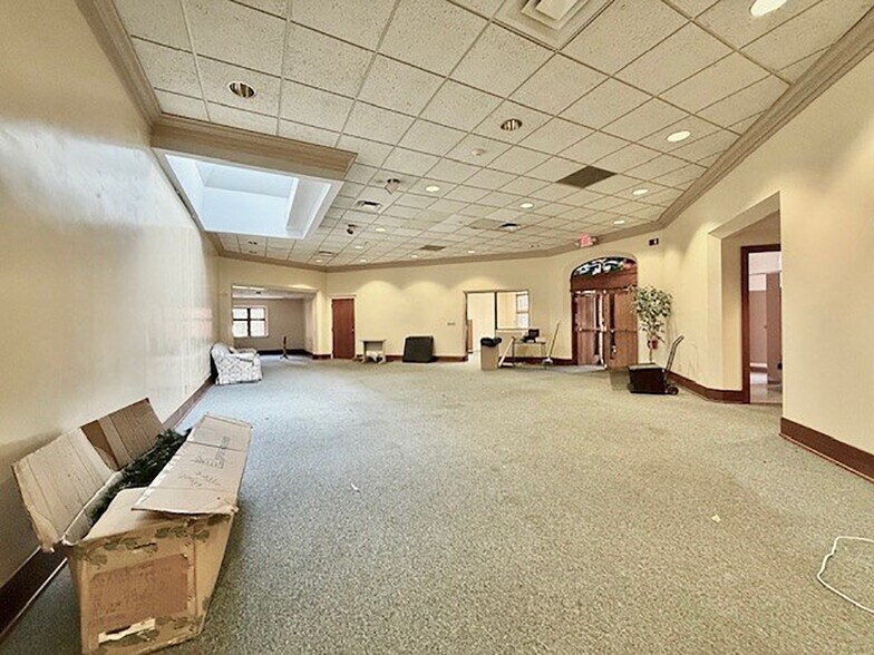 More Photos Of 145 E Main St, Fredonia Religious Facility For Lease