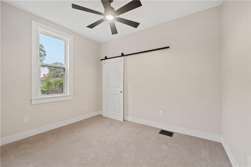 More Photos Of 726 Market St, Beaver Apartments For Sale