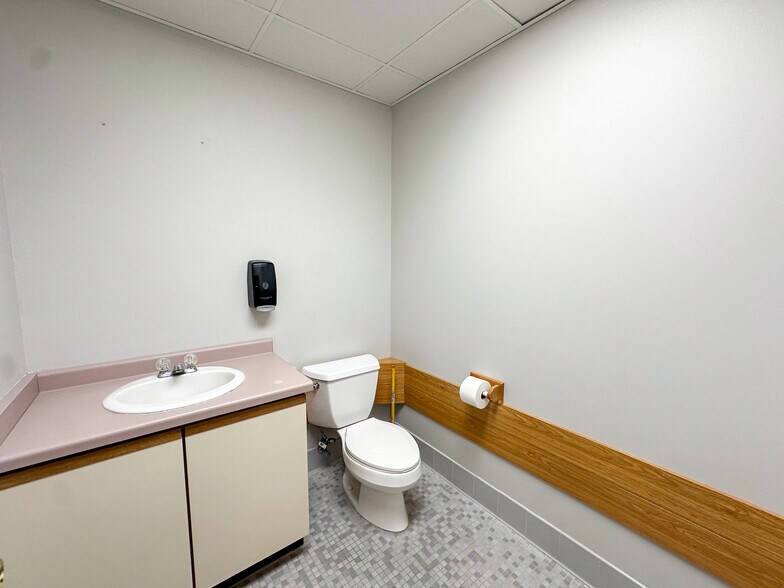 More Photos Of 600 3rd St N, La Crosse Office For Lease