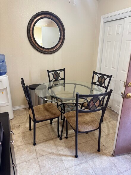 More Photos Of 111 W Hird St, Gainesville Apartments For Sale