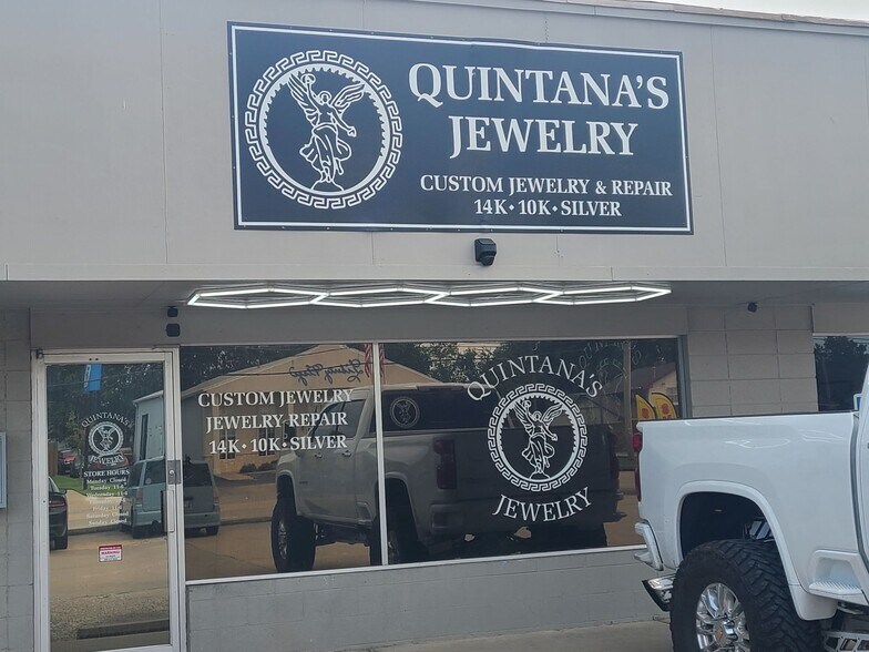 More Photos Of 5649 S Mingo Rd, Tulsa Light Manufacturing For Lease