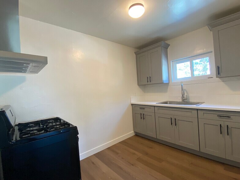More Photos Of 5101 Lindsey Ave & 9148 Verner St, Pico Rivera Apartments For Sale