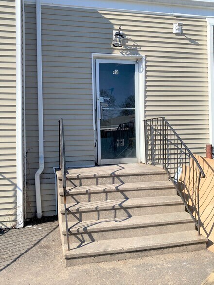 More Photos Of 49 Waterbury Rd, Prospect Storefront For Sale