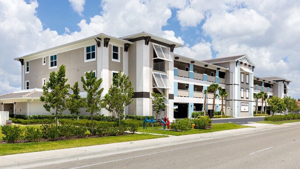 More Photos Of 5126 Coronado Pky, Cape Coral Apartments For Sale