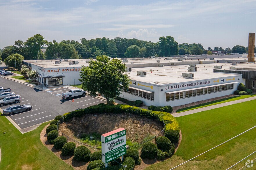 More Photos Of 5317 Peachtree Blvd, Chamblee Specialty For Sale