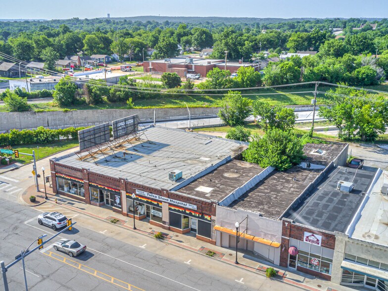More Photos Of 4067 Southwest Blvd, Tulsa General Retail For Sale