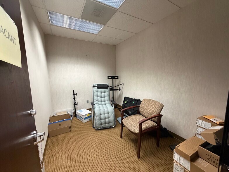 More Photos Of 23171-23173 La Cadena Dr, Laguna Hills Medical For Lease