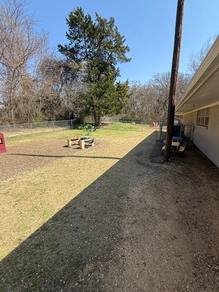 More Photos Of 2527 Fm 691, Denison Medical For Sale