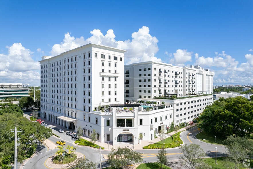 Primary Photo Of 1350 S Dixie Hwy, Coral Gables Hotel For Lease