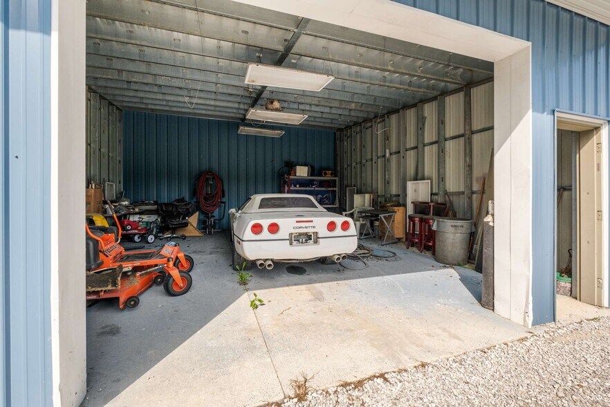 More Photos Of 456 Lakewood Park Rd, Beechgrove General Retail For Sale