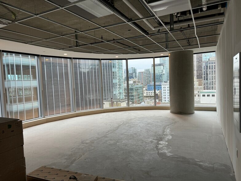 More Photos Of 320 Granville St, Vancouver Office For Sale