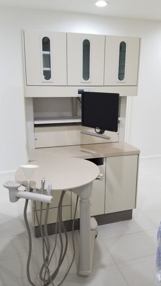 More Photos Of 12022 Inglewood Ave, Hawthorne Medical For Sale