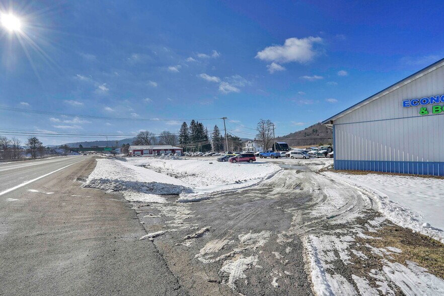 More Photos Of 5220 Maple Ln, Cuba Auto Repair For Sale