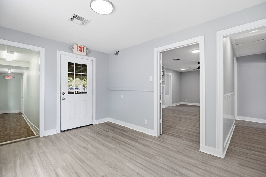 More Photos Of 208 E Hwy 79 St, Hutto Daycare Center For Lease
