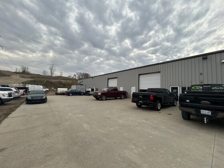 More Photos Of 5410 Chicago Dr, Hudsonville Warehouse For Lease