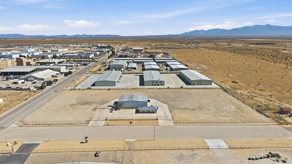 More Photos Of 9253 Cassia Rd, Adelanto Warehouse For Lease