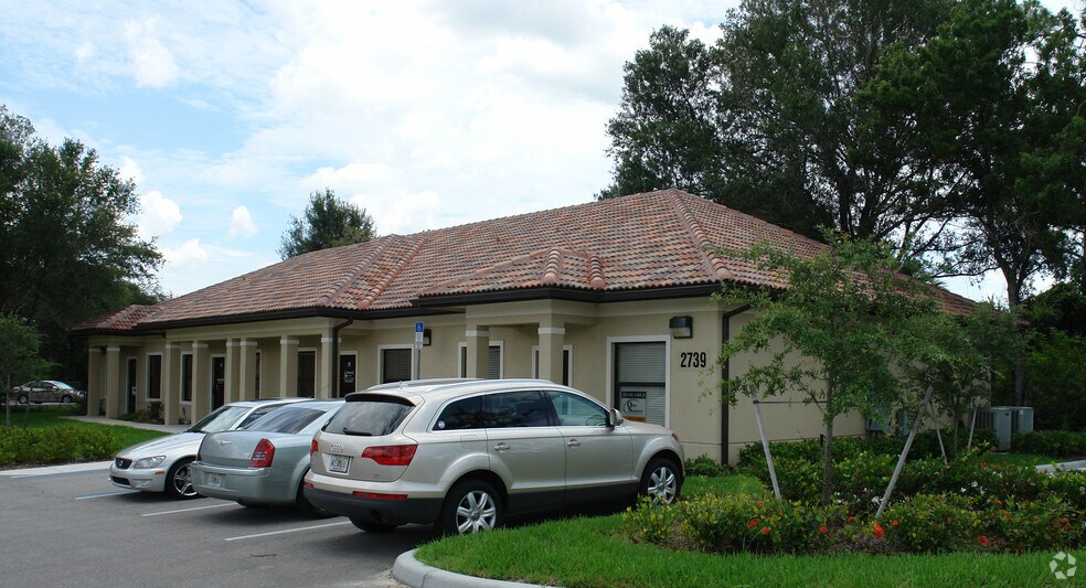 2739 Oak Ridge Ct, Fort Myers, FL 33901 Office For Sale