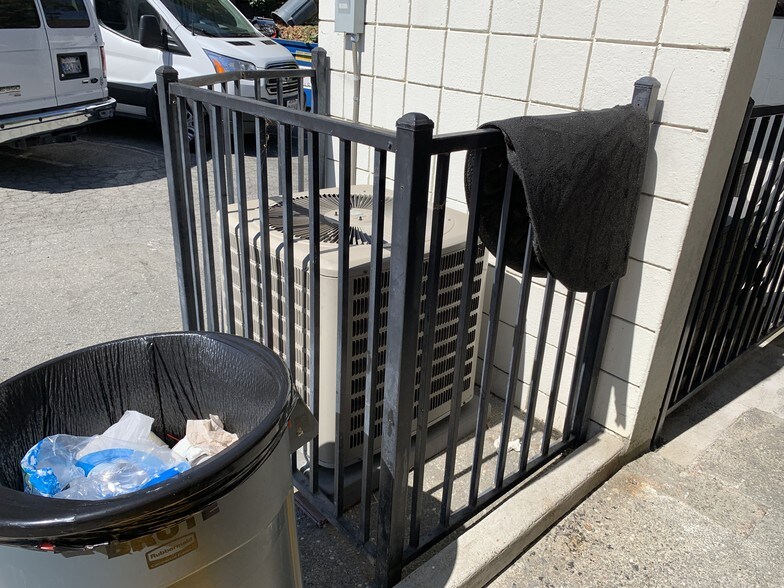 More Photos Of 303 N 15th St, San Jose Medical For Sale