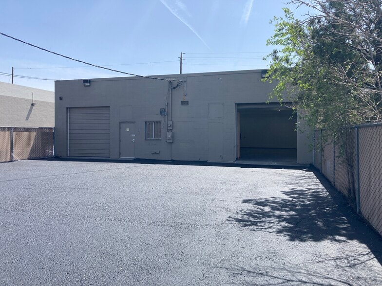 More Photos Of 845 E 2nd St, Reno Flex For Lease