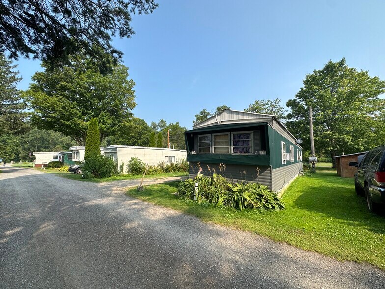 More Photos Of 8114 State Rd, Colden Manufactured Housing Mobile Home Park For Sale