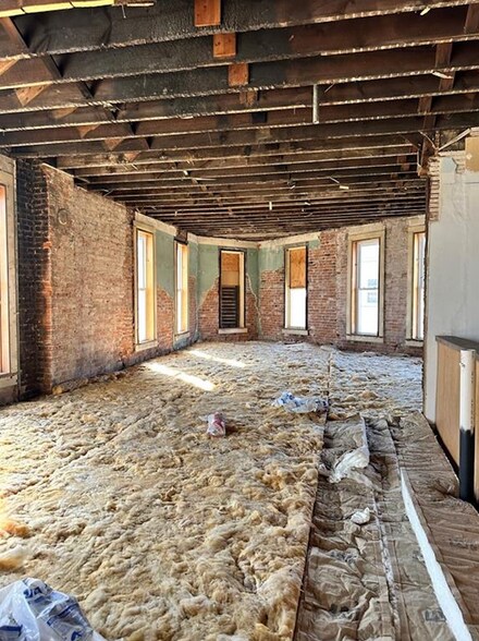 More Photos Of 1000 Tinsman Ave, Trenton Freestanding For Sale