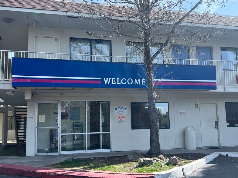 More Photos Of 1785 S Main St, Yreka Hospitality For Sale