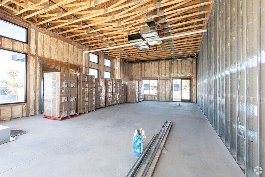 More Photos Of , Saratoga Springs General Retail For Sale