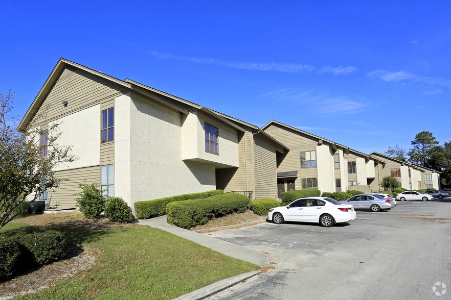 Primary Photo Of 351 Commercial Dr, Savannah Office Residential For Lease