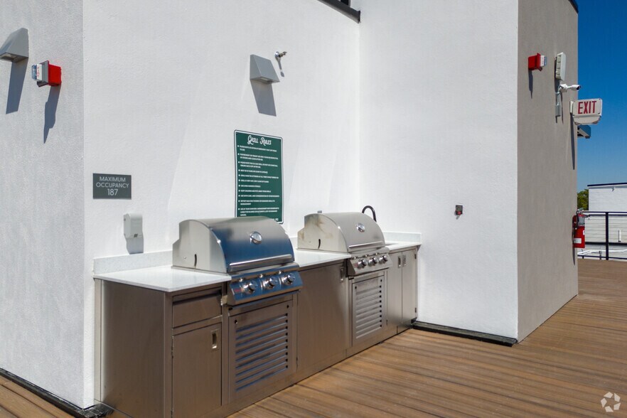 More Photos Of 700 E Union St, Jacksonville Apartments For Lease