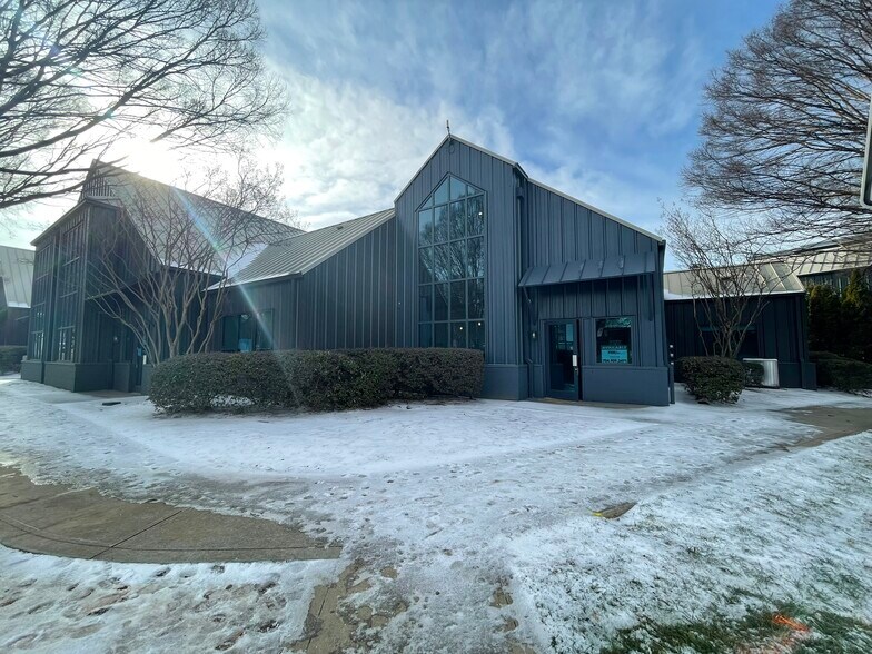 More Photos Of 1910 Abbott St, Charlotte Loft Creative Space For Lease