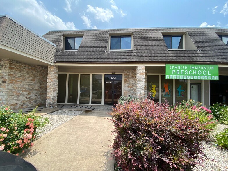 More Photos Of 8305 Hwy 71 W, Austin Storefront Retail Office For Lease
