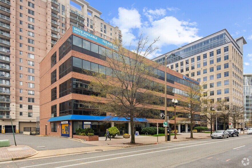 More Photos Of 4420 N Fairfax Dr, Arlington Office For Lease