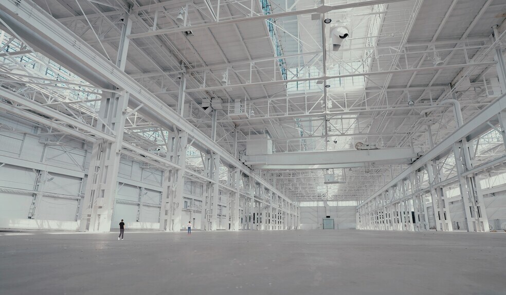 More Photos Of 2450 W Hunting Park Ave, Philadelphia Unknown For Lease